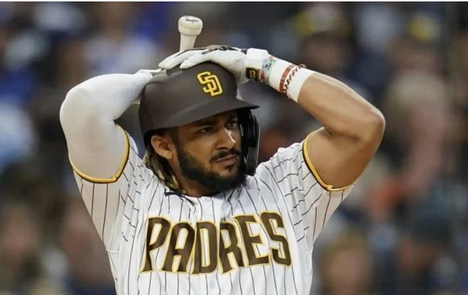 11 DE AGOSTO TATIS SUPENDIDO MLB