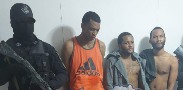22 agosto detiene hato mayor