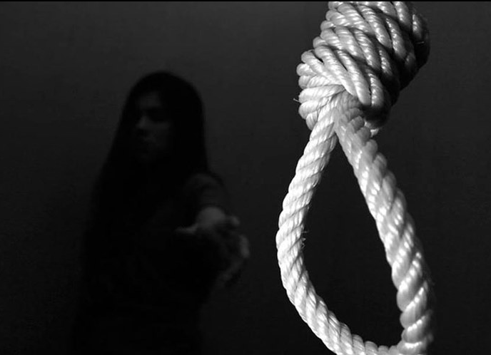 5 oct mujer ahorcada